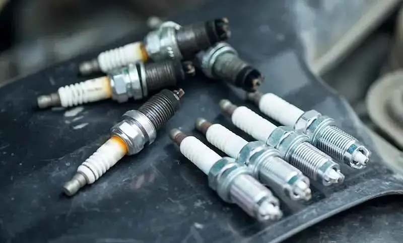 Симптомы троения двигателя на холостом ходу и под нагрузкой с таблицей причин